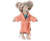 A fabric mouse doll dressed in a Maileg Extra Clothing: Bathrobe - Coral tied at the waist, with a blue shirt underneath. The doll wears a beige hat decorated with blue and brown patterns. The mouse has a long tail and stands upright against a white background.